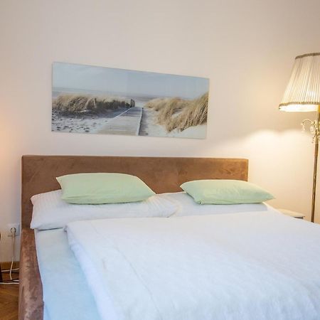 Huebsches Privatzimmer Mit Bad Perchtoldsdorf Buitenkant foto