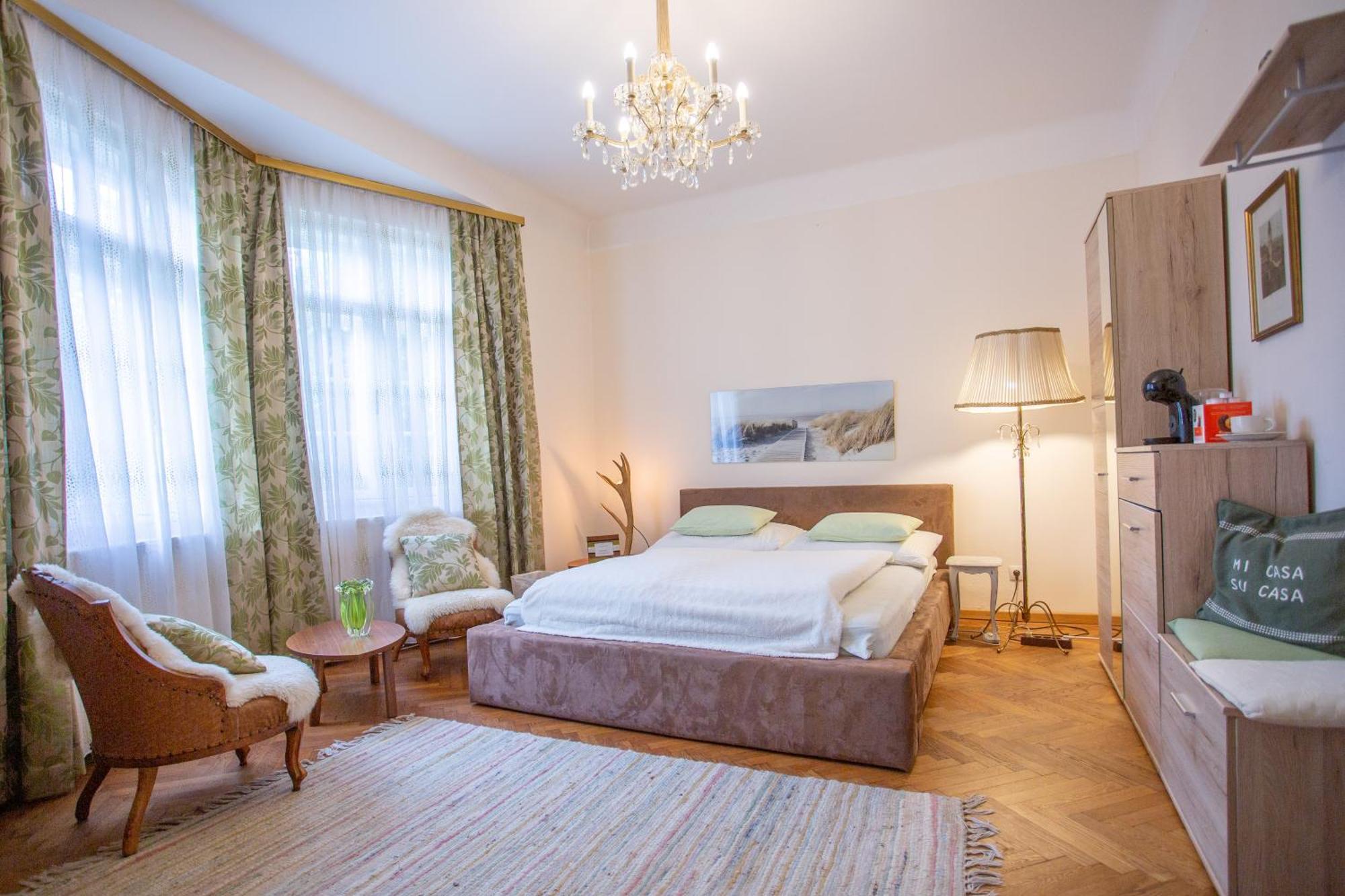 Huebsches Privatzimmer Mit Bad Perchtoldsdorf Buitenkant foto